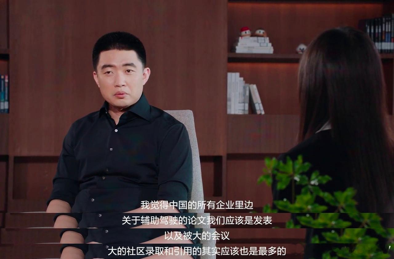 理想AI Talk第二季超燃开讲！理想汽车李想深度解读理想VLA司机大模型！李想
