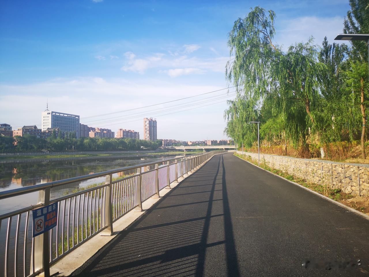 阜新这个城市宜居么？如果养老的话，拿着养老金来这个城市生活还是挺不错的。最近接触