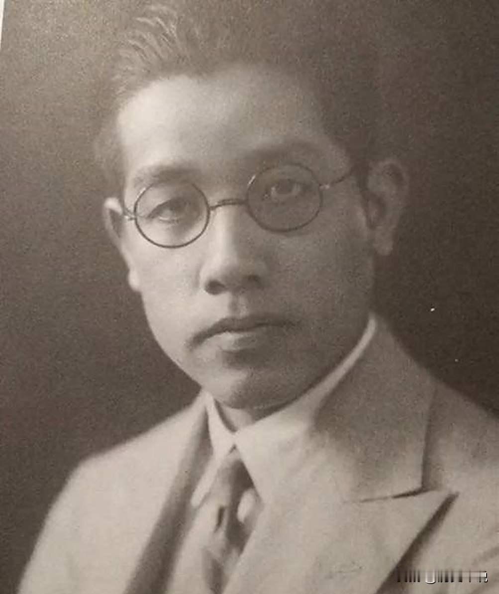 藏在国府高层的隐秘国贼：黄濬，比汪精卫更可恨的汉奸
 
编辑：纱娜
作者：纱娜