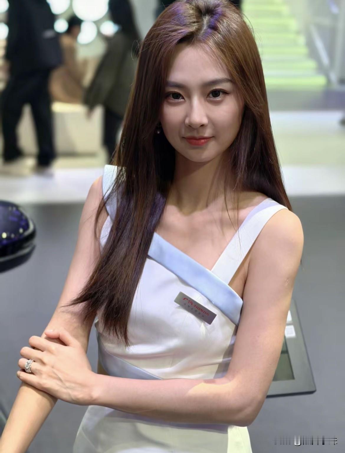 怎样穿搭能显示出温柔的女生气质?