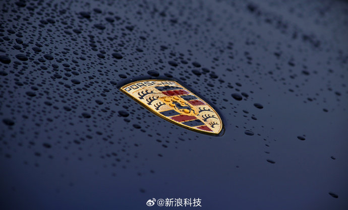 【保时捷2025年营业利润仅剩4亿欧元保时捷营业利润暴跌92.7%】3月11日，