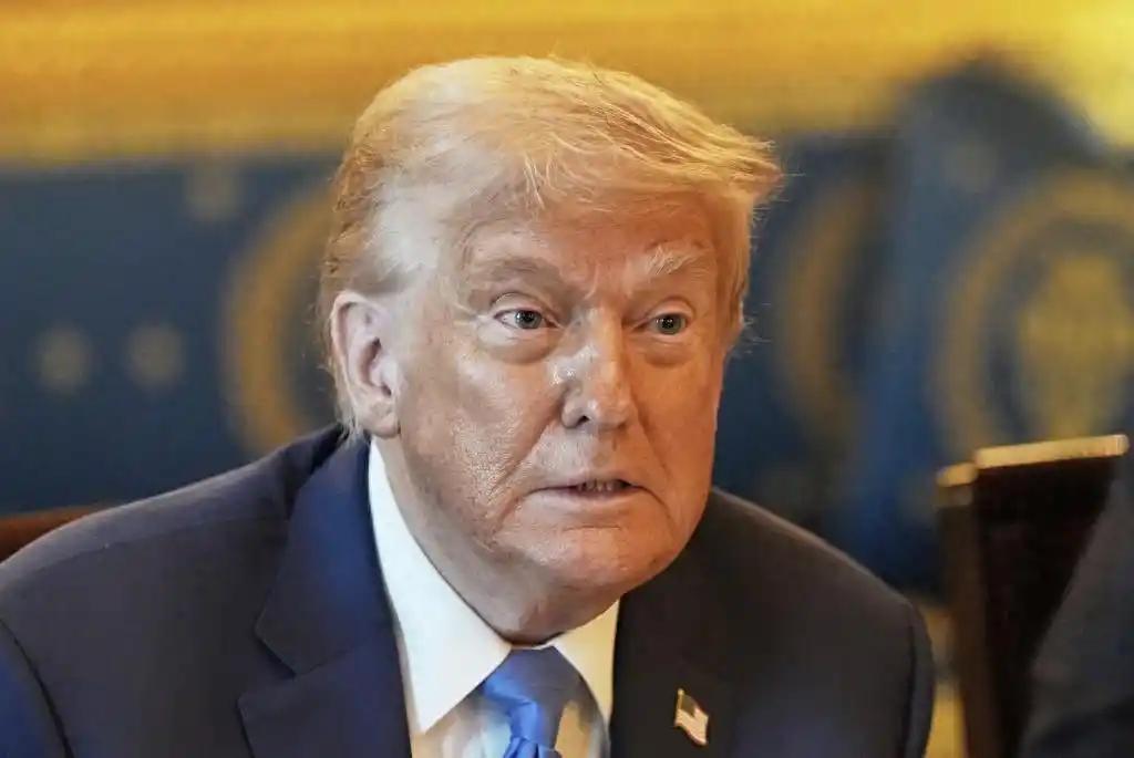 最近特朗普公开称，中国之所以尊重美国，根源在于美国手握无人能及的强大实力，才是让