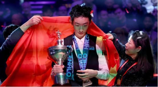 00 后吴宜泽拿下斯诺克世锦赛冠军封神，可你知道培养一个职业斯诺克选手有多烧钱吗