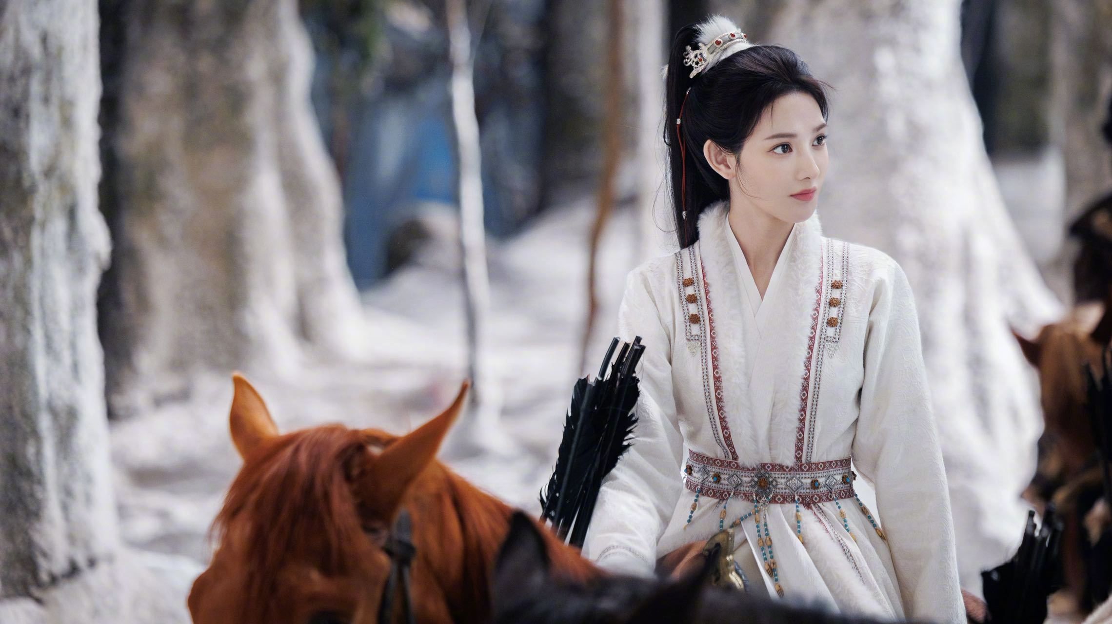 彭小苒待播剧 看《暗河传》就觉得彭小苒实力在线，待播的《凤凰台上》《明月苍茫》更