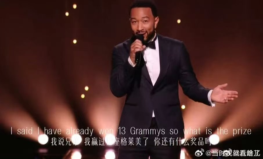 歌手直播传奇哥给马栏山干成格莱美了自弹自唱氛围感拉满，旋律情绪层层递进，舞台从容