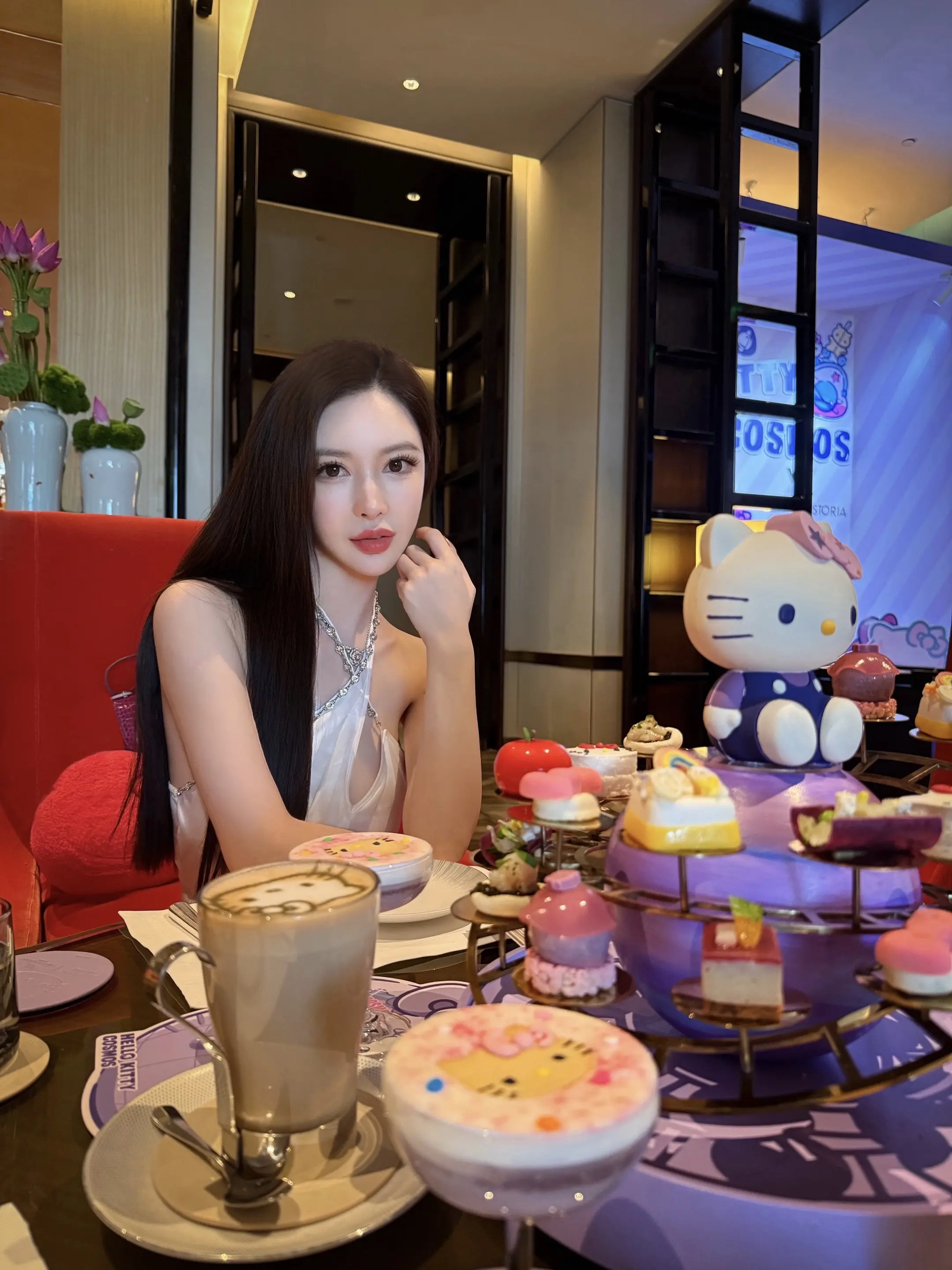 hellokitty躲猫猫～