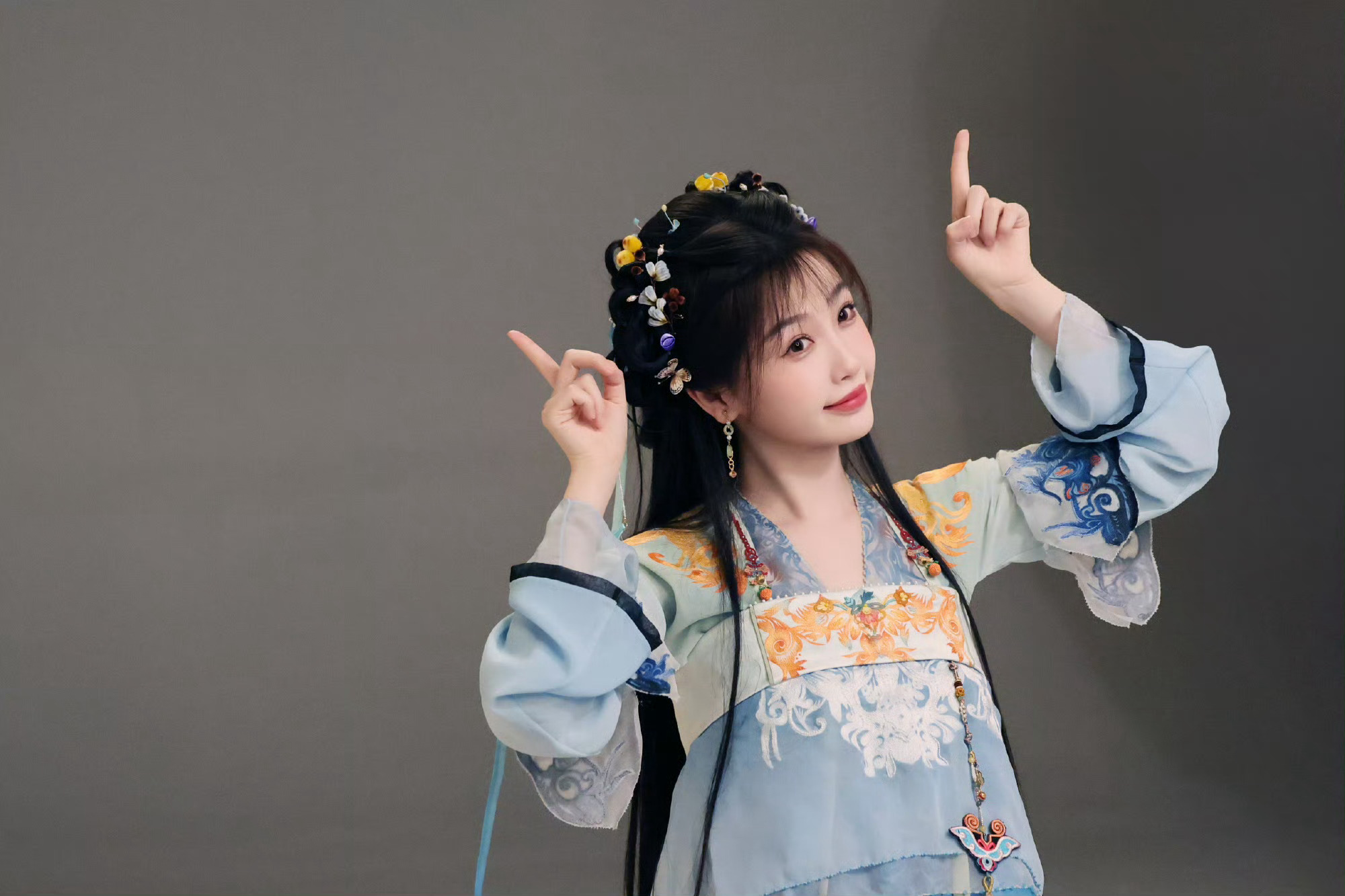 #虞书欣服从性测试#[哈哈]我们小月光的时候就完成了这套测试了[哈哈]然后你还会