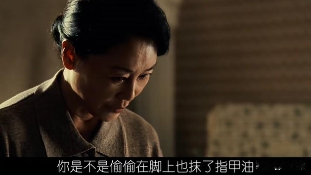 父母应不应该把自己人生经历的不顺遂转嫁到儿女身上？

比如自己经历婚姻不幸，就将