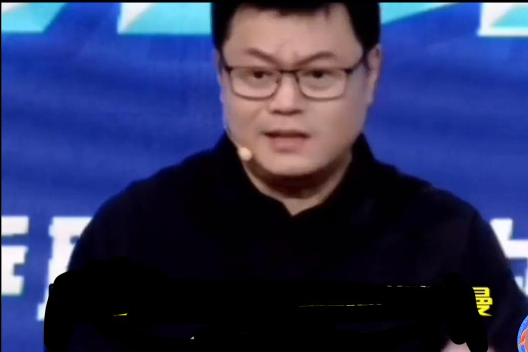 伦敦世乒赛决赛过后，国乒前辈侯英超对蒯曼进行评价，他表示：蒯曼打球太佛系，没有那