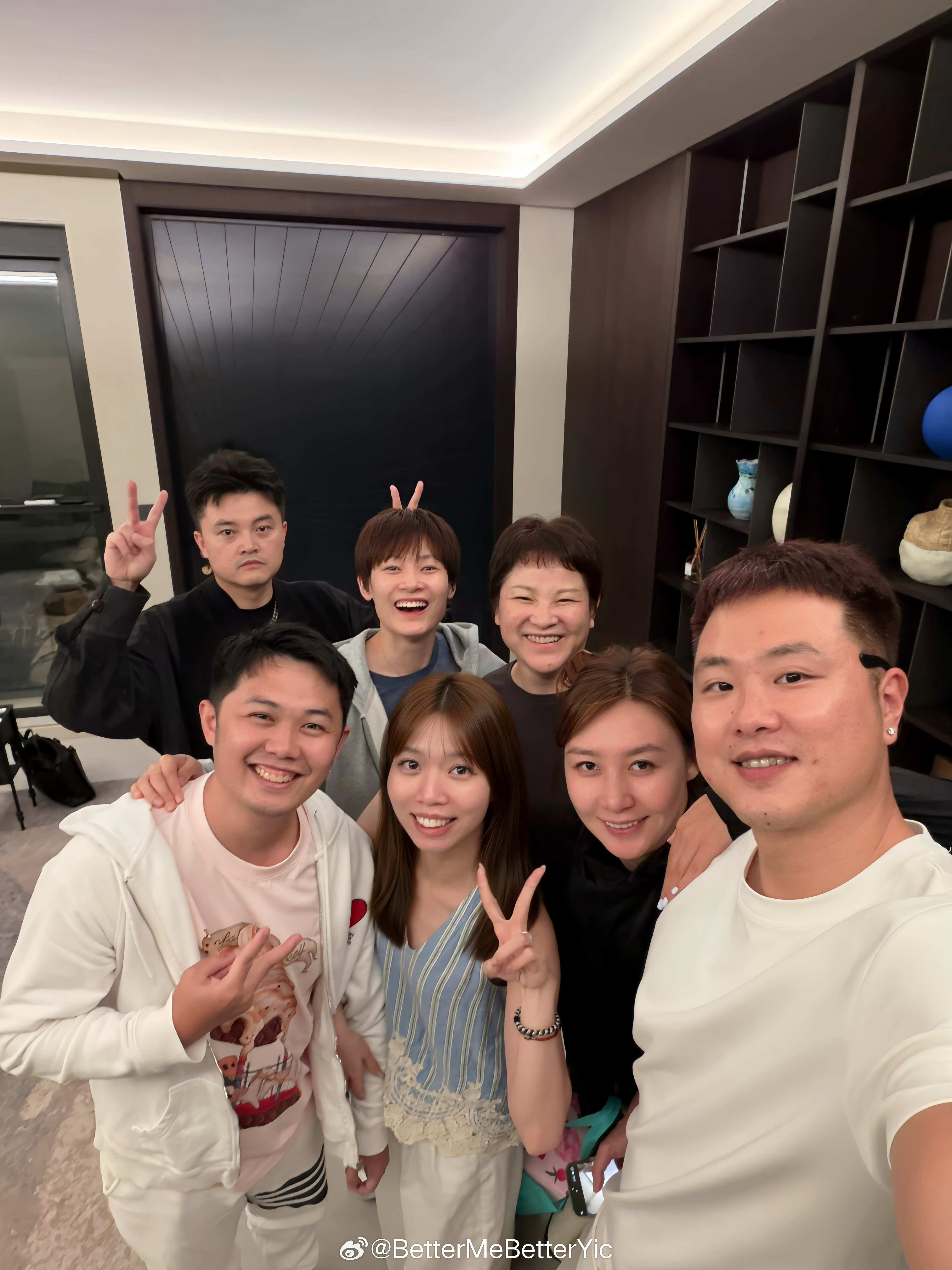 杨力维  妞妞姐姐回云南了孟铎📕 
