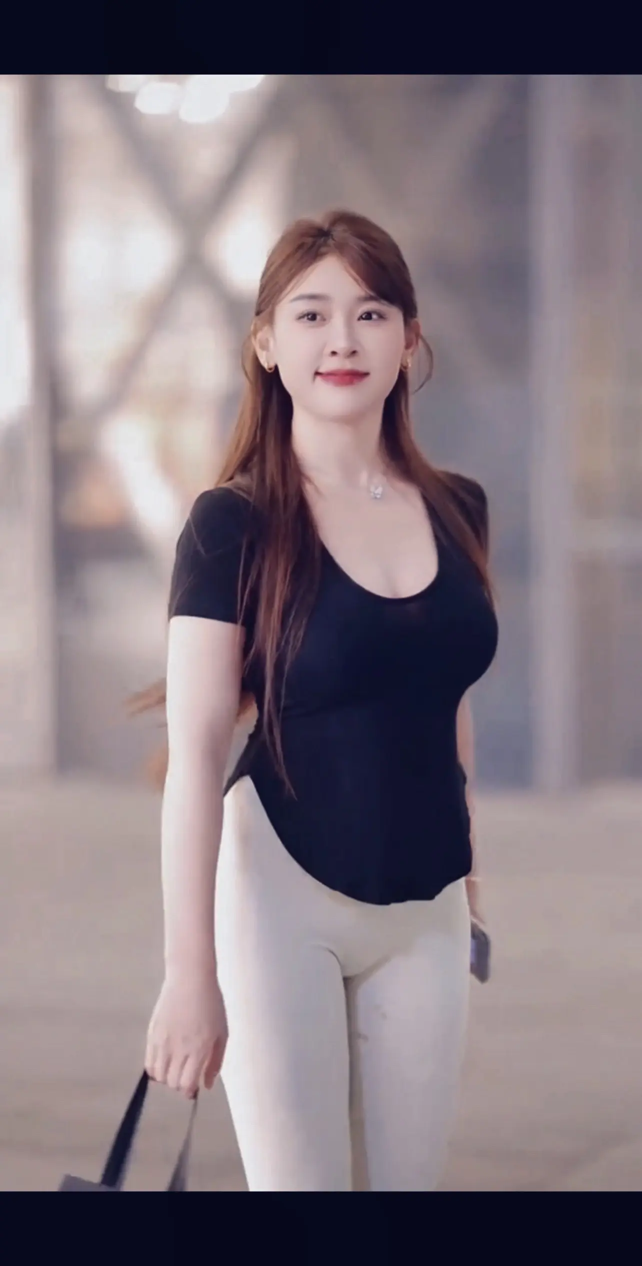 任何关系，最后看的是良心，拼的是人品，留的是信任。在这个薄情的年代，你...