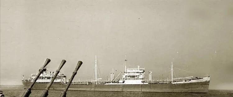 1954年6月，台湾100余名水兵将苏联“图阿普谢”号油轮劫持至高雄港，苏联太平