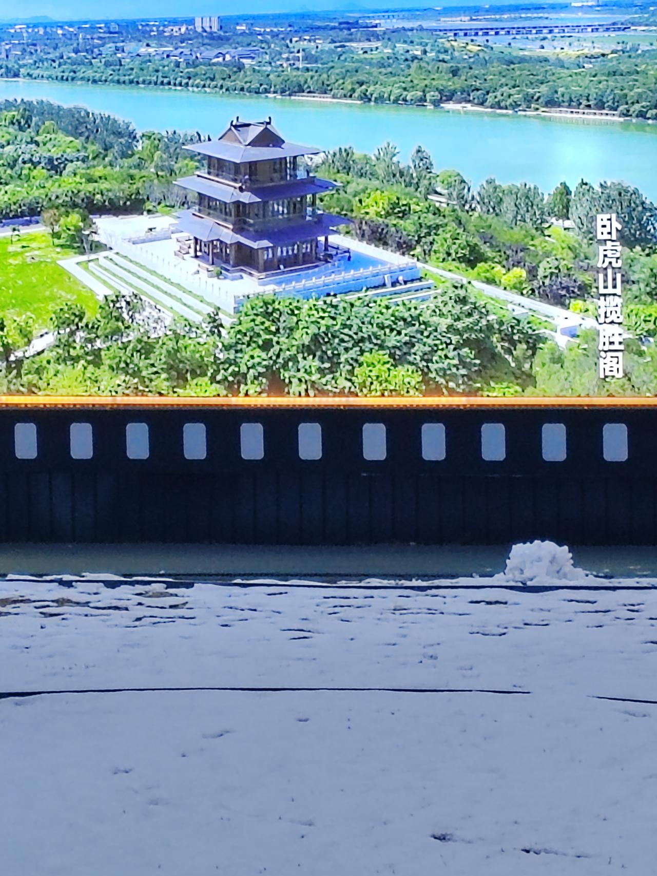 人老了，真没必要再炫耀什么。静下心来，用心经营一日三餐。若父母尚在，就多照顾他们