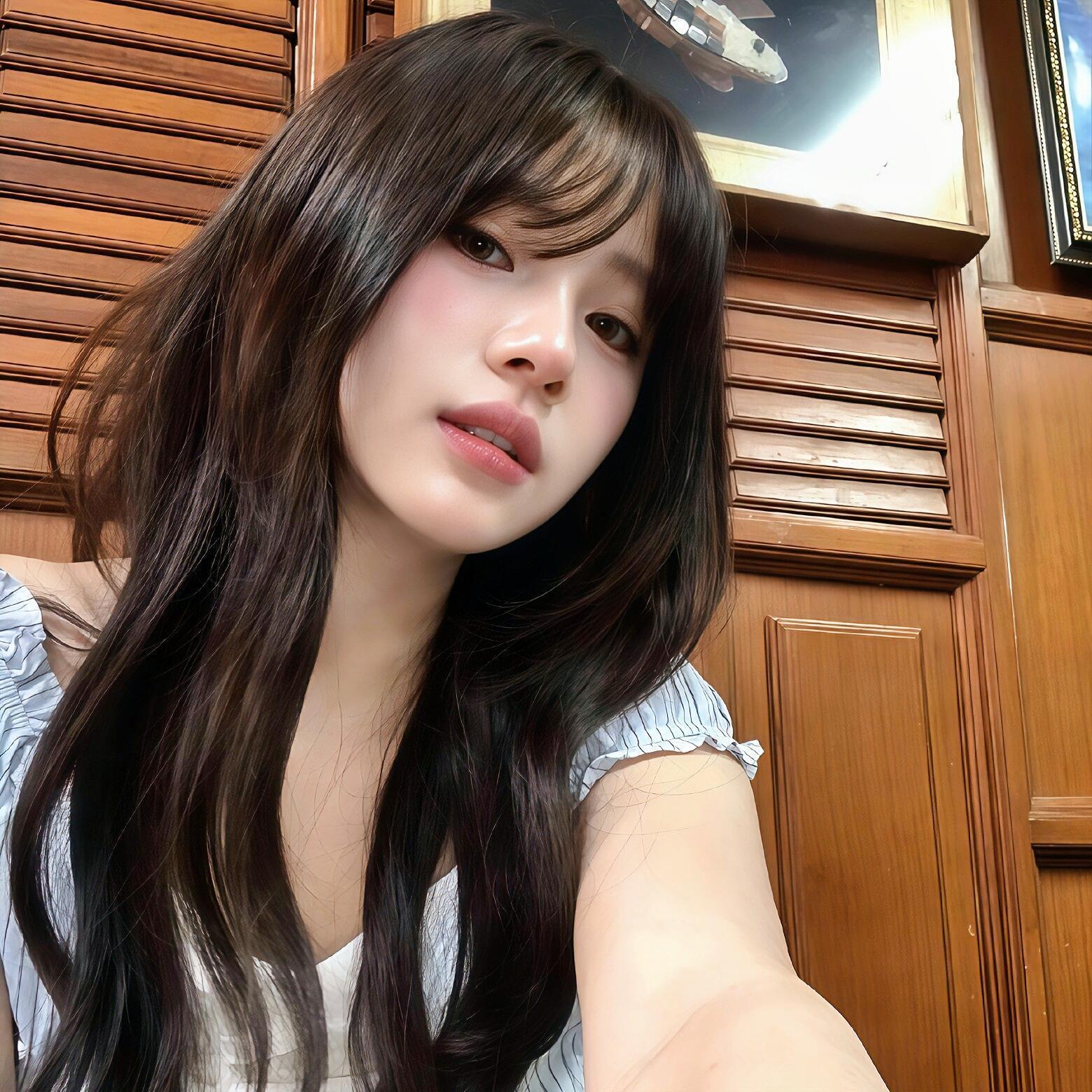 WeChat ｜氛围感女生头像  