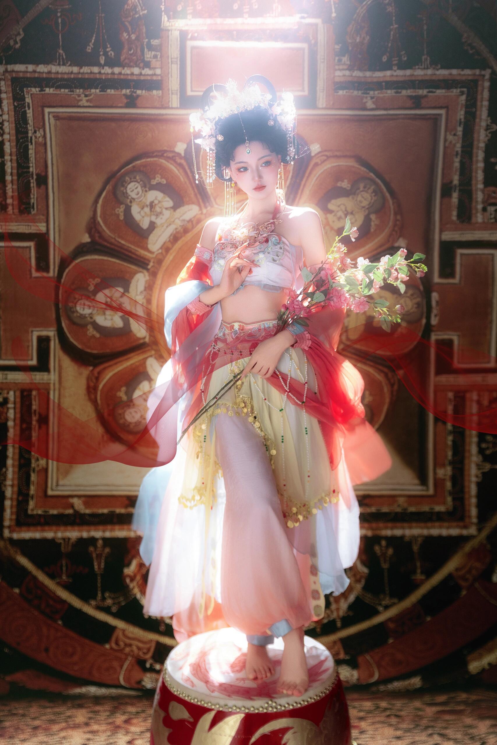 敦煌神女 