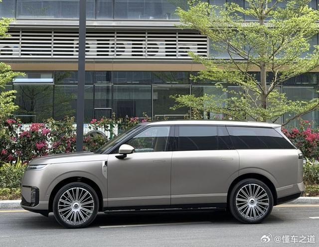 懂车之道讯 懂车之道快讯，小鹏GX实车曝光。 