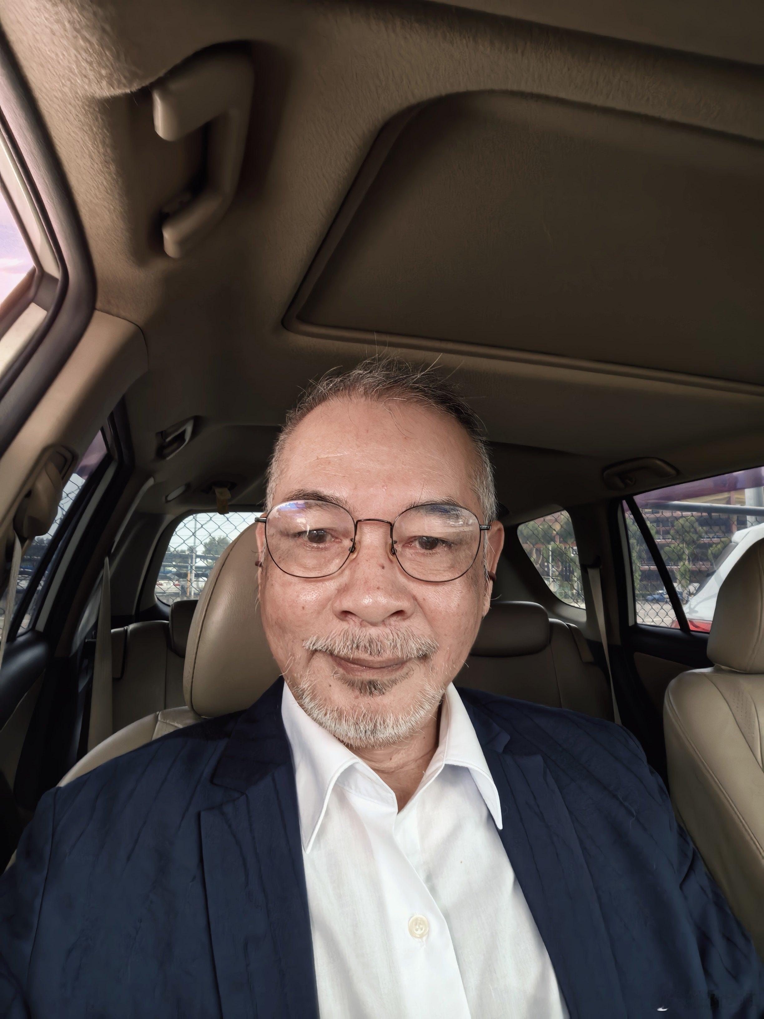 上工了 