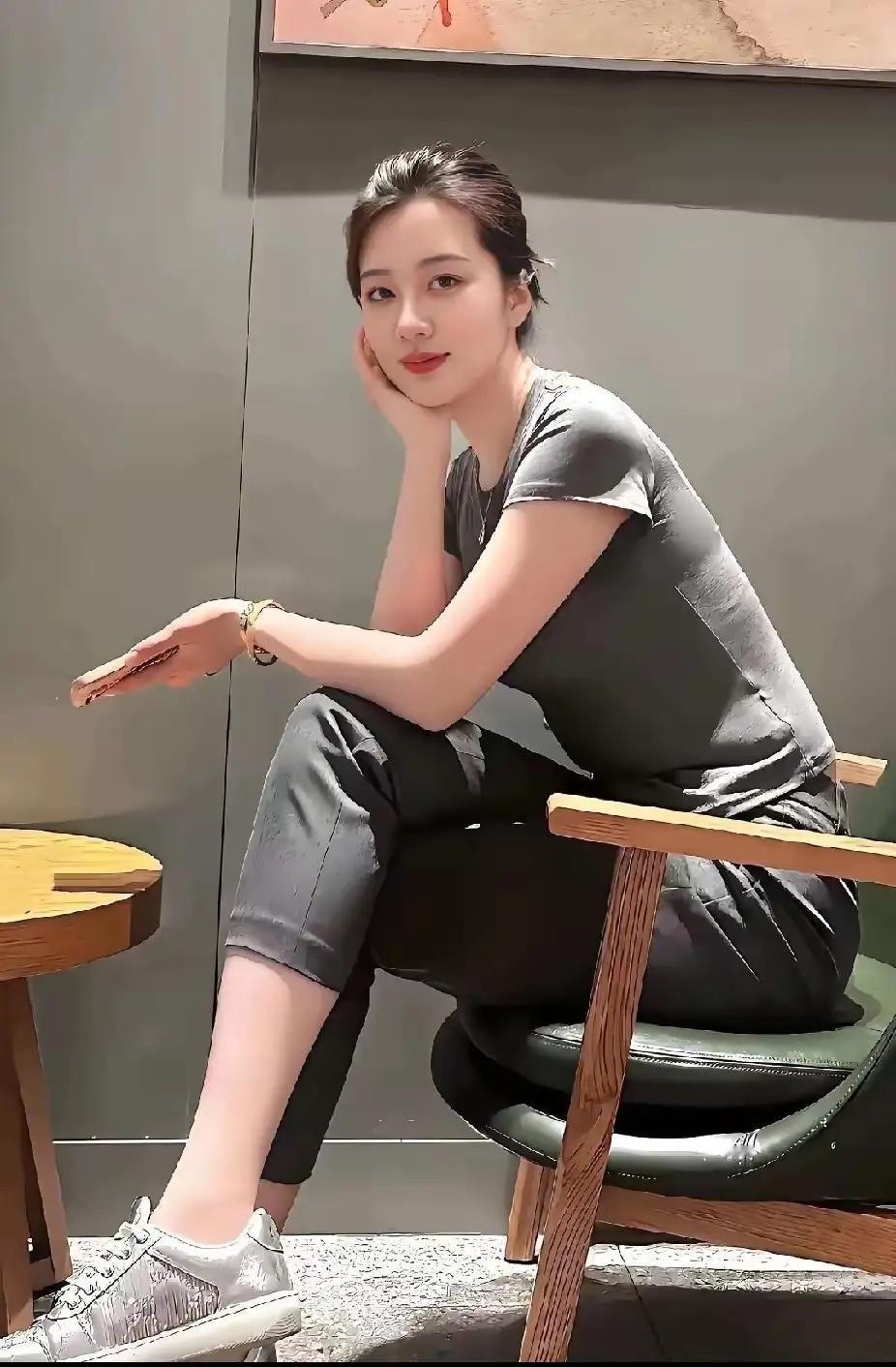 大家喜欢这种类型风格的吧[大笑][大笑][大笑]