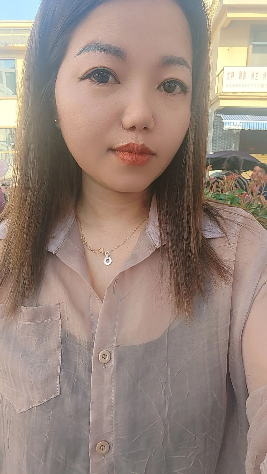 “什么苦都能吃，唯独吃不了               冰冷的态度和敷衍的话…”