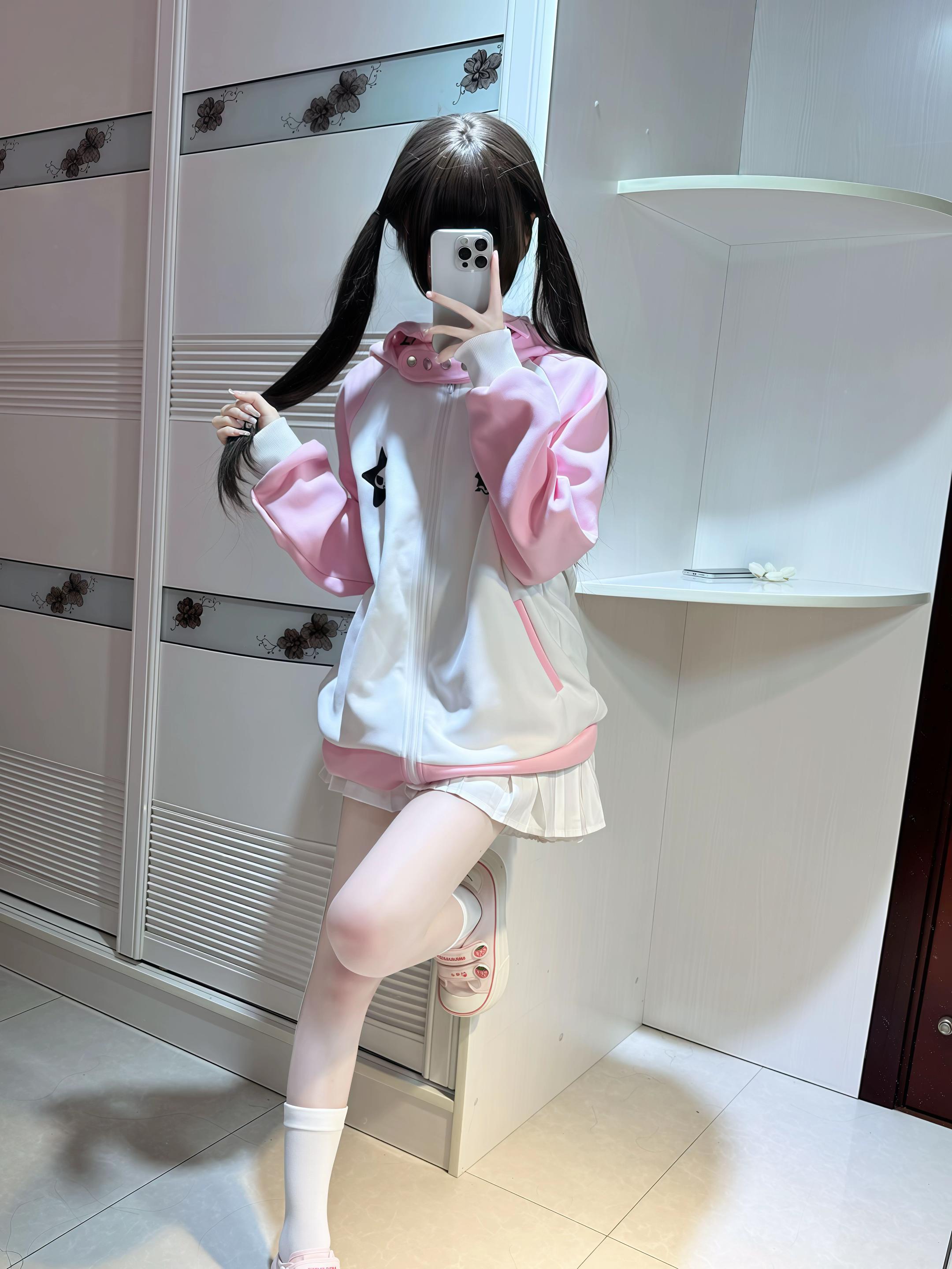 挥手不是告别 而是告诉你无须多言