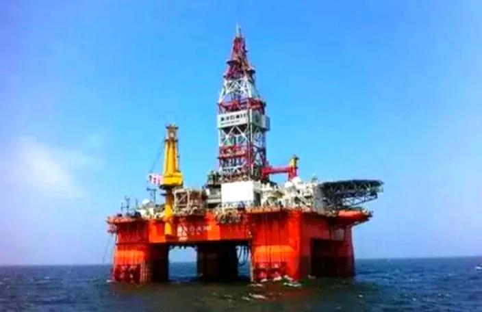 其实，就是四个字，“鸡飞蛋打”，这就是南海的未来。祸首就是美国从中使坏。菲律宾若