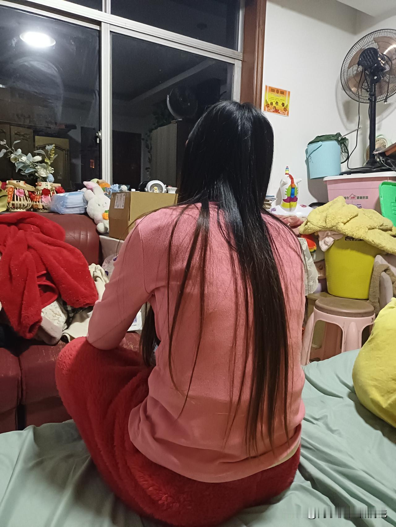 真的快要撑不下去了，异地婚姻太磨人了，浙江江西异地夫妻，我一边带3个娃一边上班，