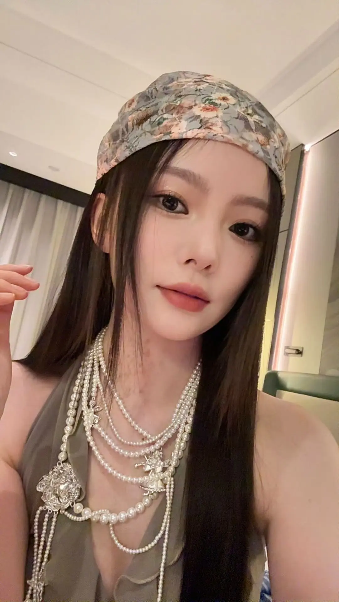 你用的什么香水，我买一瓶，用来想你！