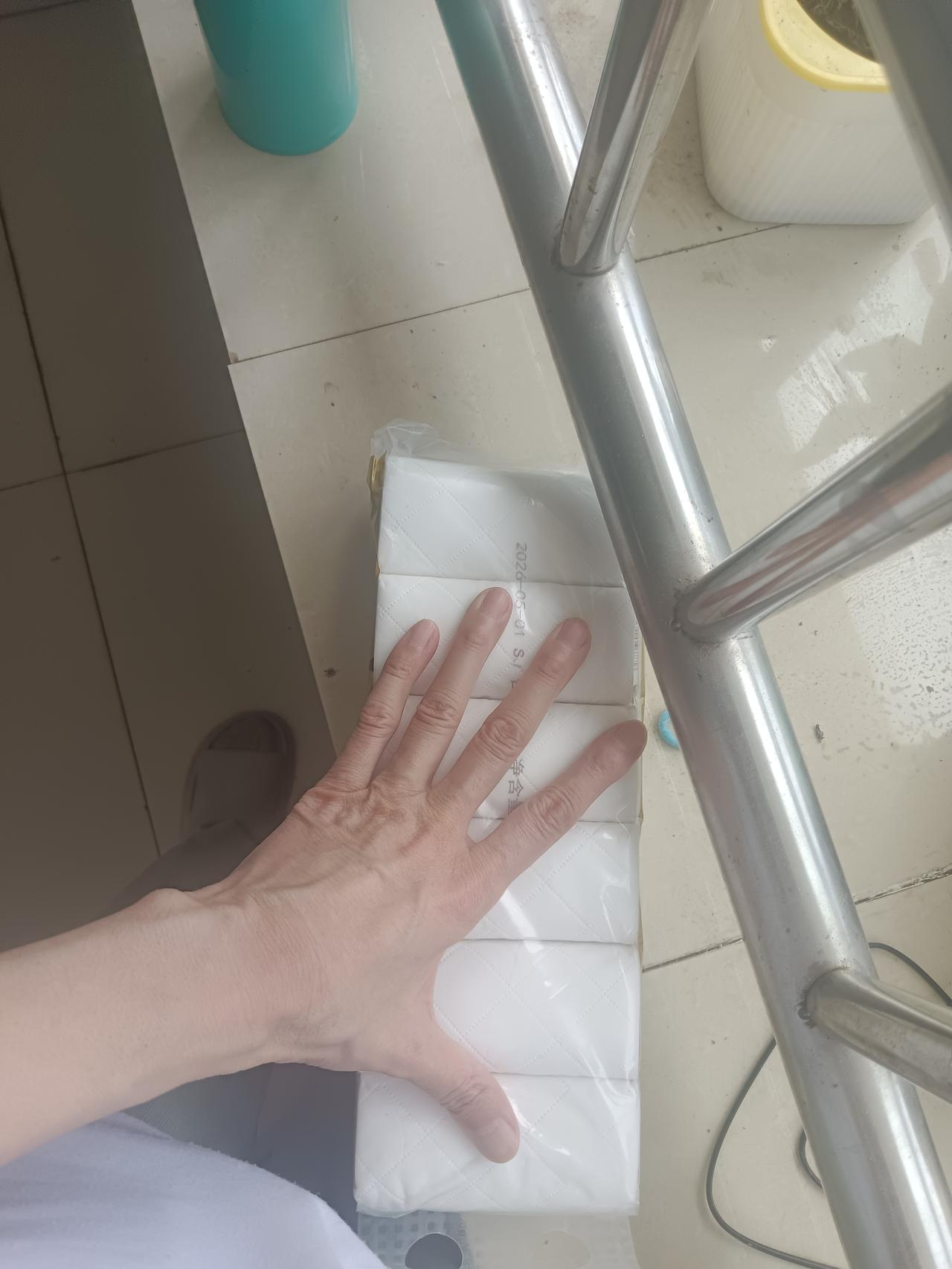 所以网上的东西真的不敢让人相信，因为一不小心你会掉进坑里，好像商家是用放大镜宣传