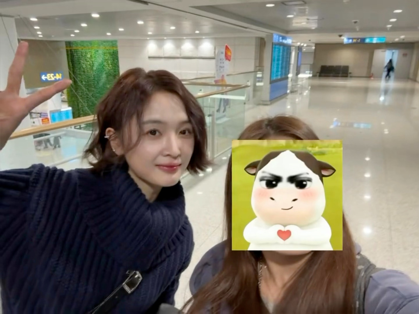 吴宣仪有戏.就宣仪式感 这还能刷到之前被偶遇合影的吴选live图