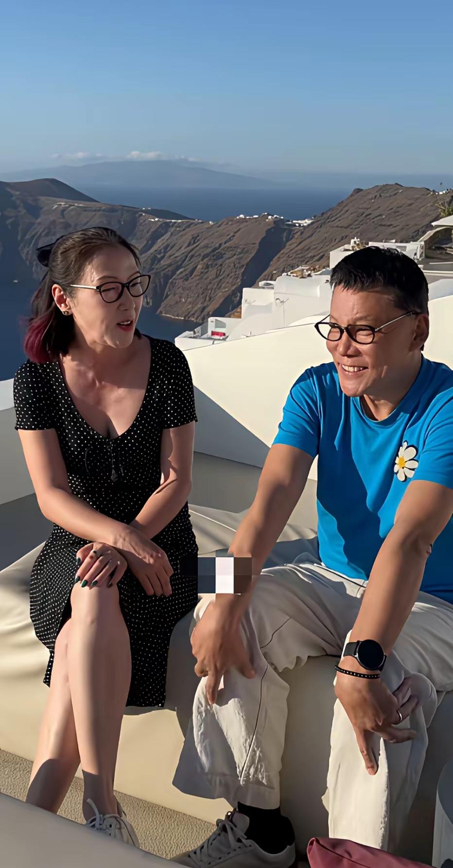 李国庆作为老板也算是个财富自由的亿万富翁，他为啥不找个年轻的18的人生伴侣呢？反