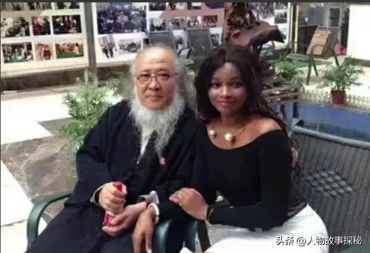 一次，53岁国画大师迎娶24岁非洲新娘，4000万婚礼轰动一时。7年后却执意离婚