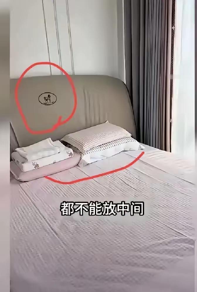 我终于能理解闫学晶女儿和普通家庭孩子了，
一个睡瑞典顶级品牌十几万的床，一个用全