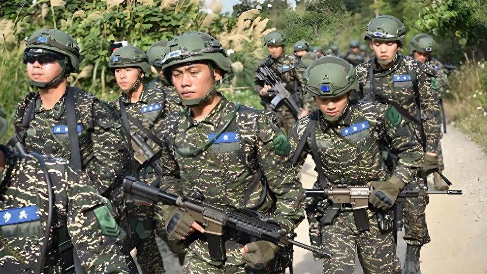 解放军要用“空中WiFi盾牌”锁死台湾上空的“星链”，意义重大！