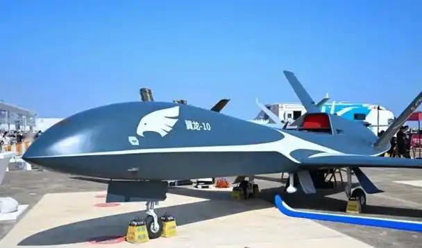 沙特这次出手，直接把中东的天给“换”了。

300架中国翼龙-10B重型无人机，