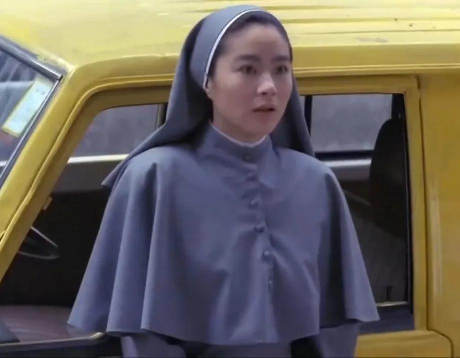 林青霞也做过修女，这真是做修女也疯狂，林青霞的美丽容颜即使是修女打扮也同样美出天