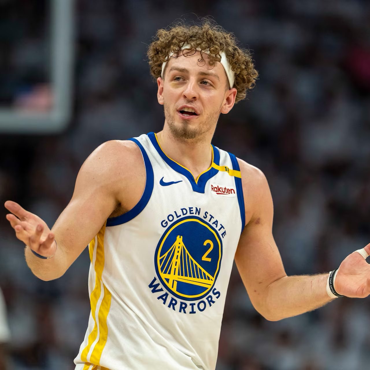 timkawakami称，波杰有望在今年夏天获得一份价值超过 3900 万美元的