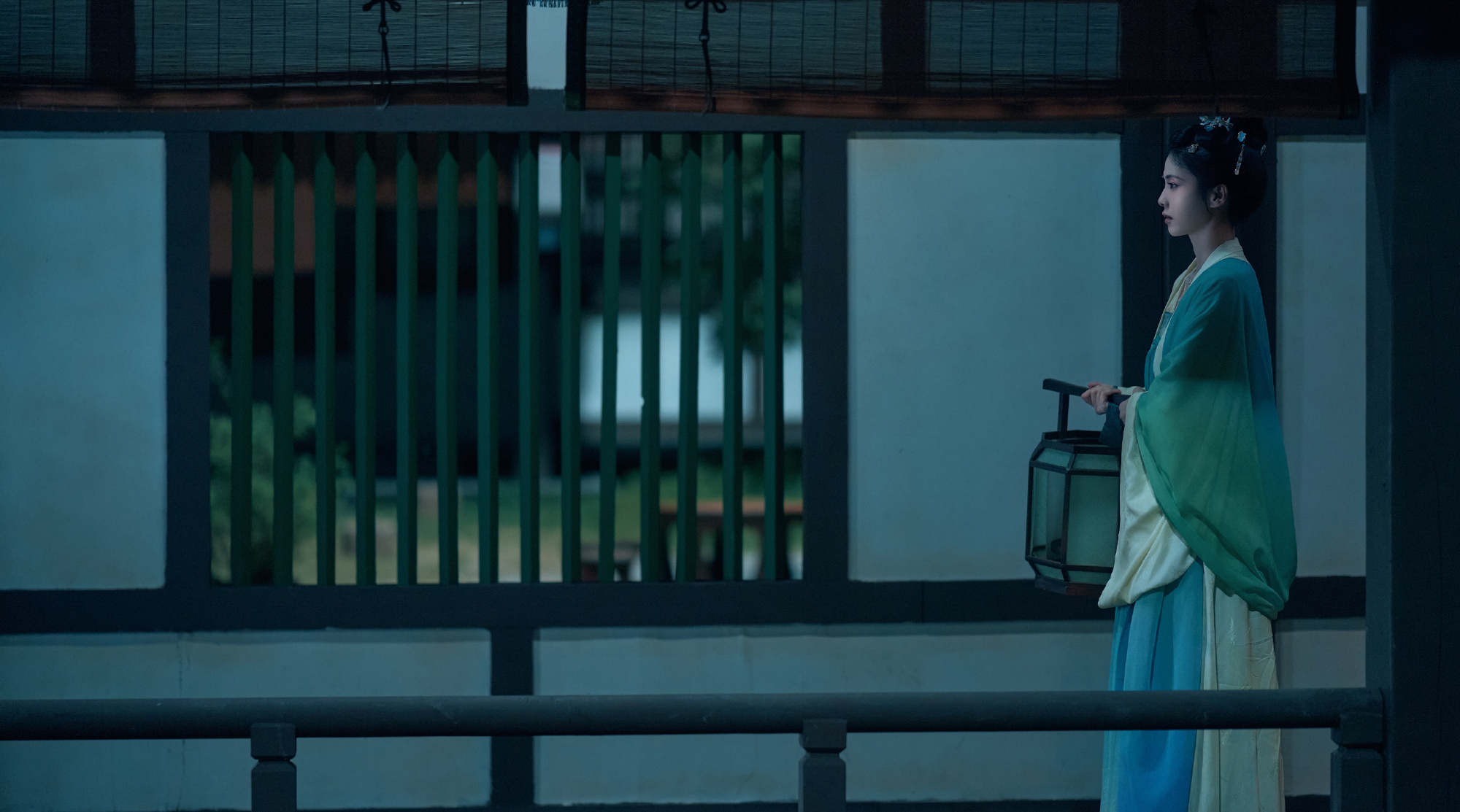白鹿莫离🍐白鹿叶璃 【官方】《莫离》白鹿相关海报2⃣️4⃣️饰演叶璃 2026