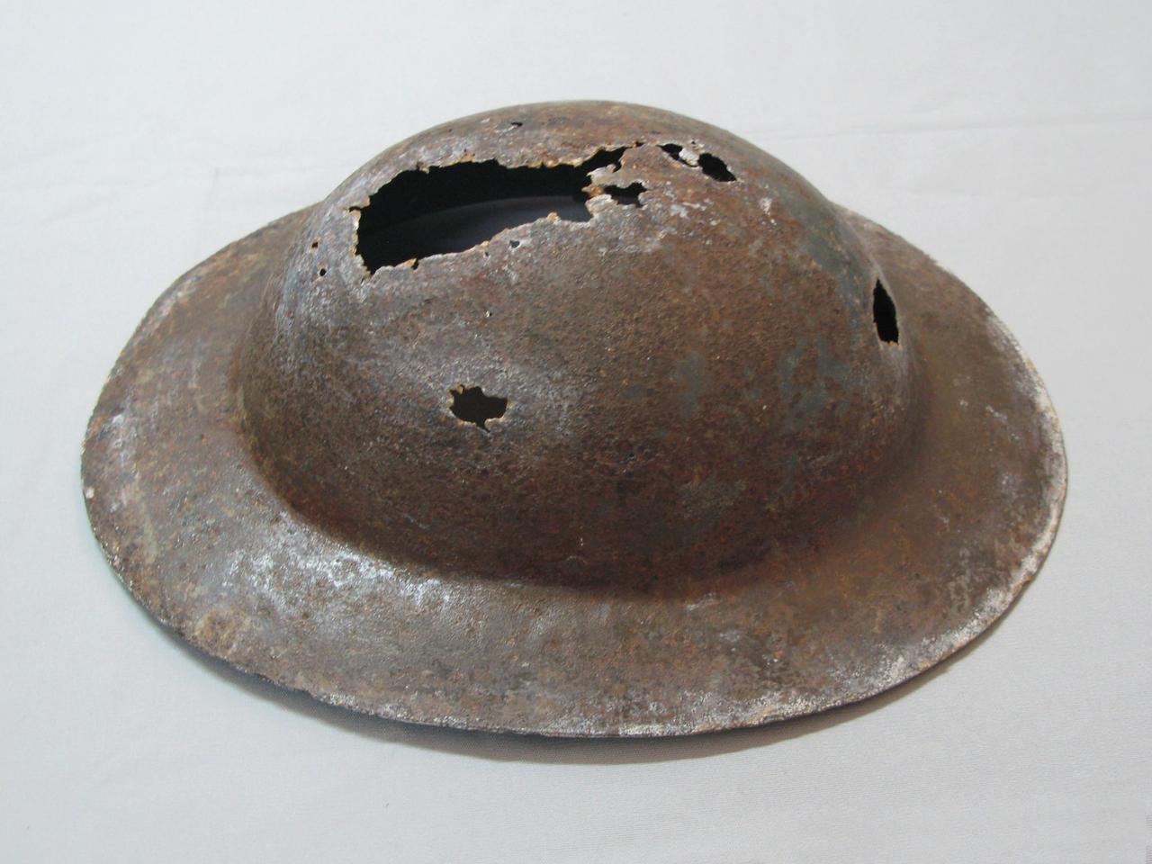 宛平城，去过几次，今天很祥和，但如果你走进抗战纪念馆，走近那弹痕累累的城墙，一切