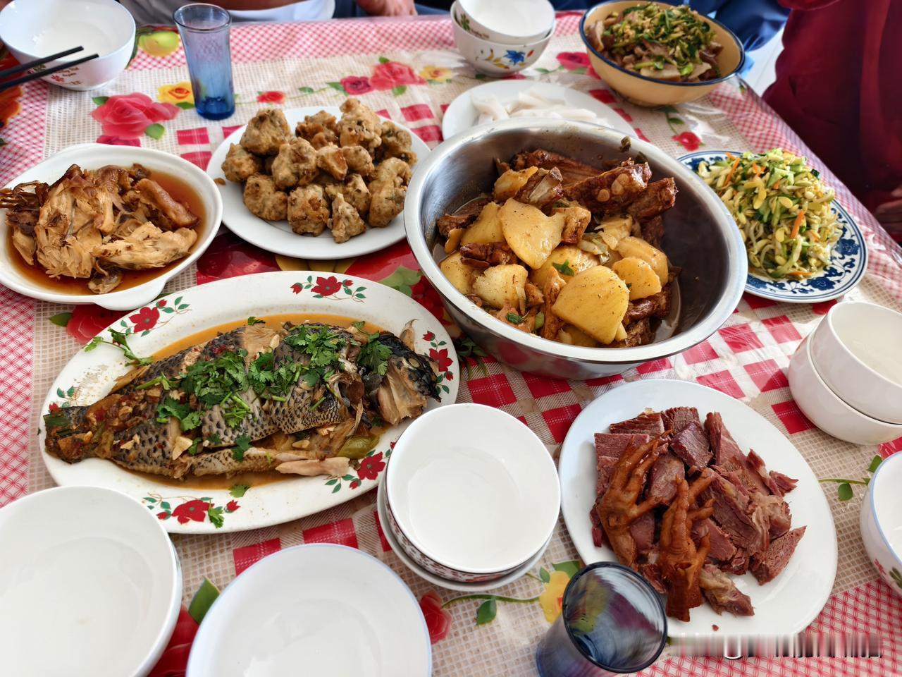 秋日生活打卡季 时间：农历七月初九，地点：山西偏关方城村，人物：猫姐婆家，准确的