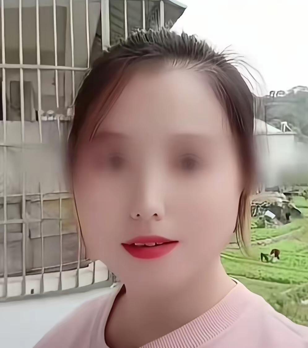 柳某亲手将原本安稳的日子毁于一旦，不仅害了自己的儿女，还拖累了爸爸和舅舅。她的老