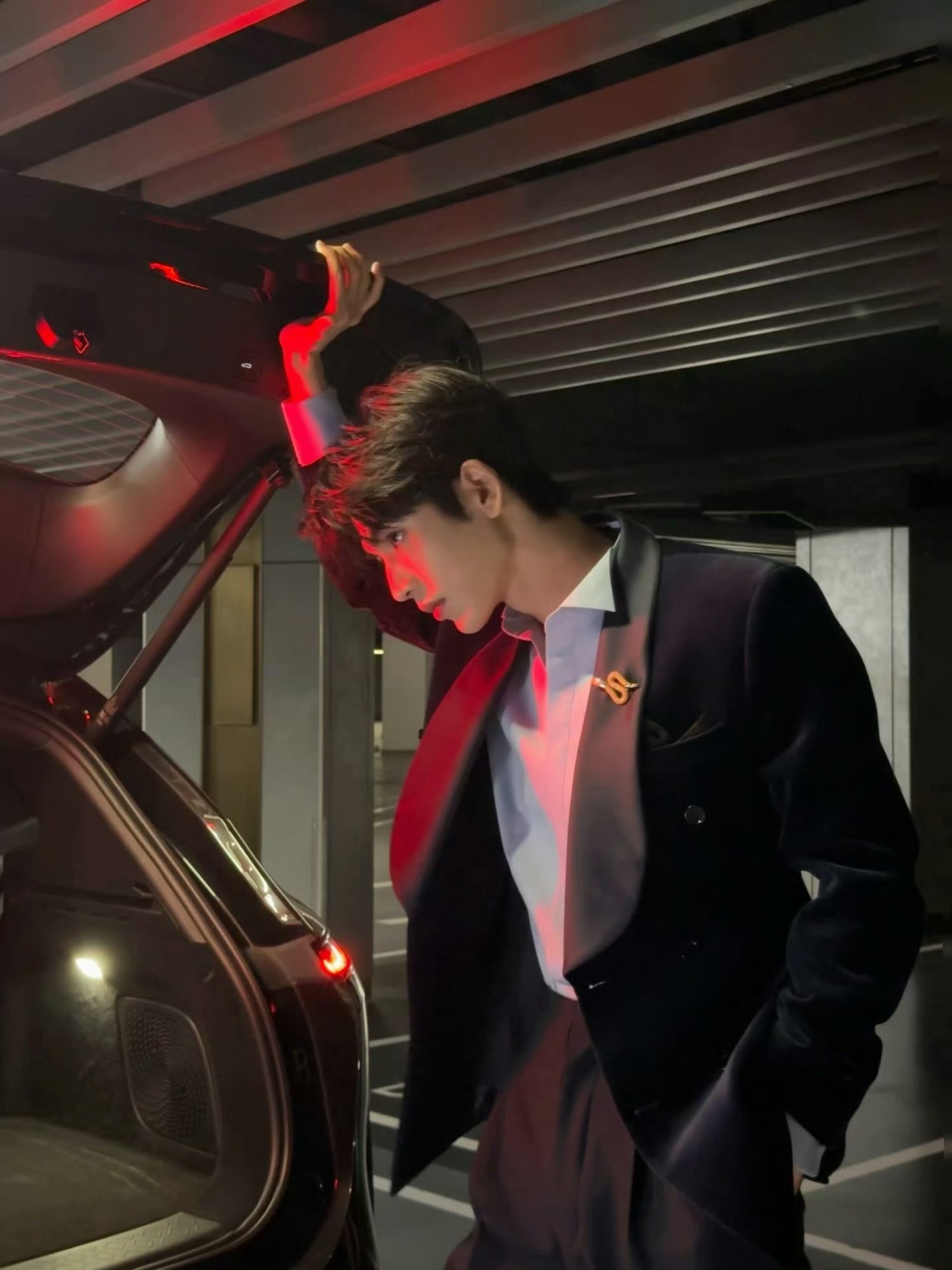 张凌赫 🌠 张凌赫阿维塔全球品牌代言人漫漫前路，有你就是最好的行程。张凌赫｜张