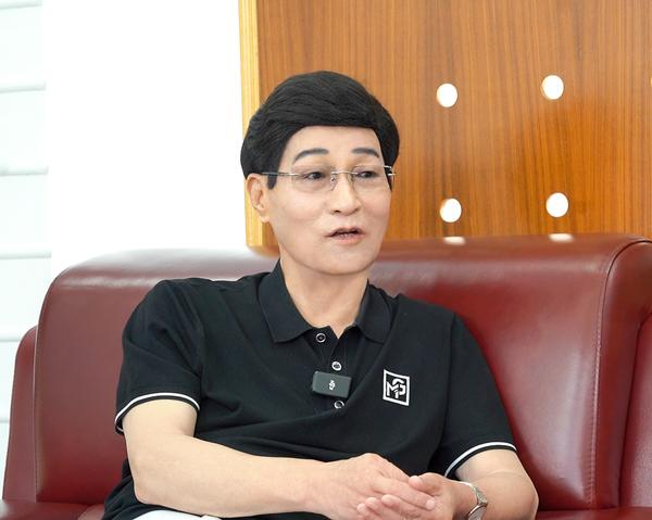 集成灶行业龙头浙江美大创始人夏志生，因一双儿女均无意接班，最终以约12.9亿元转