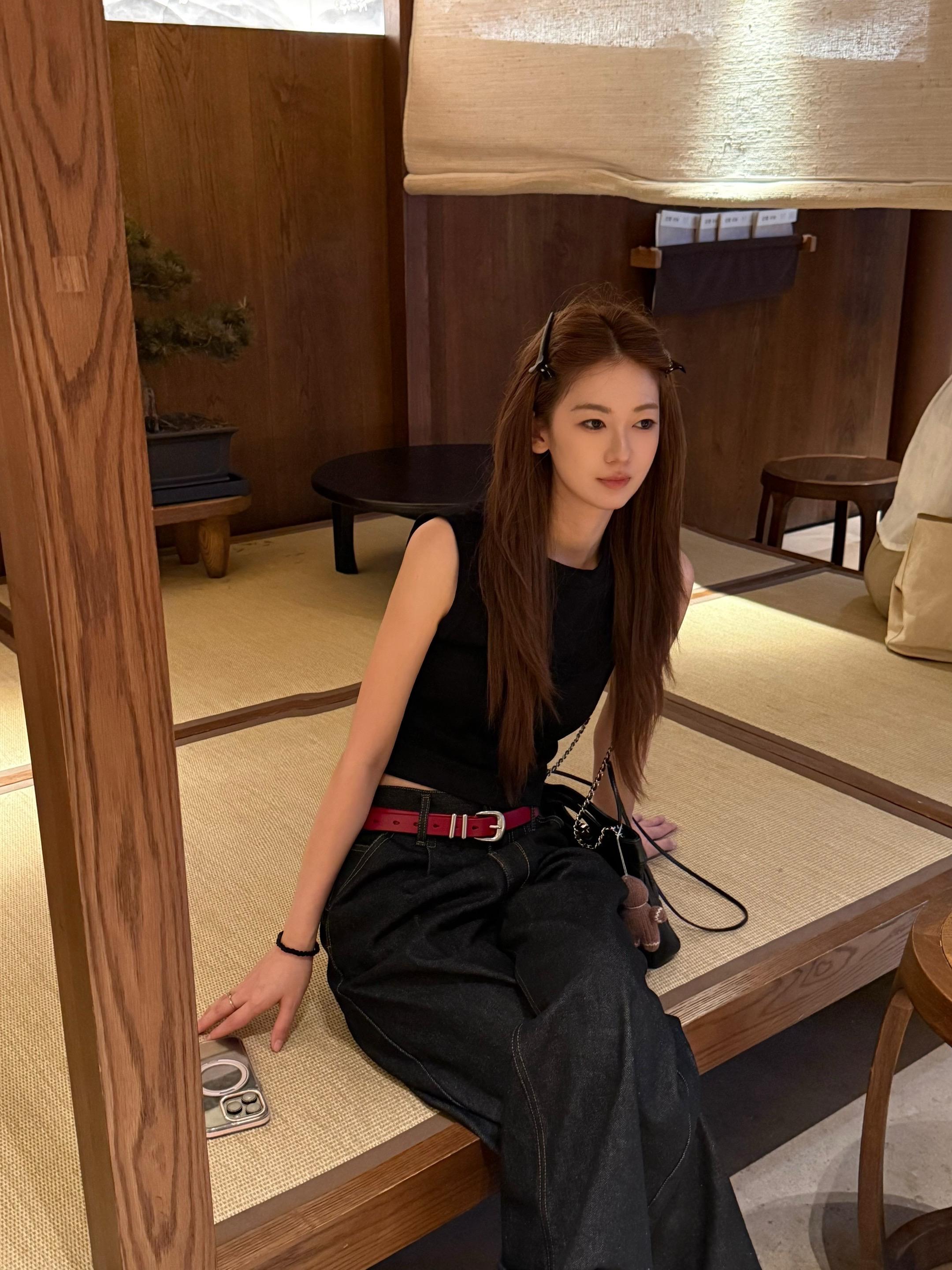 每一个秋天都让我们更接近我们最后的一个秋。