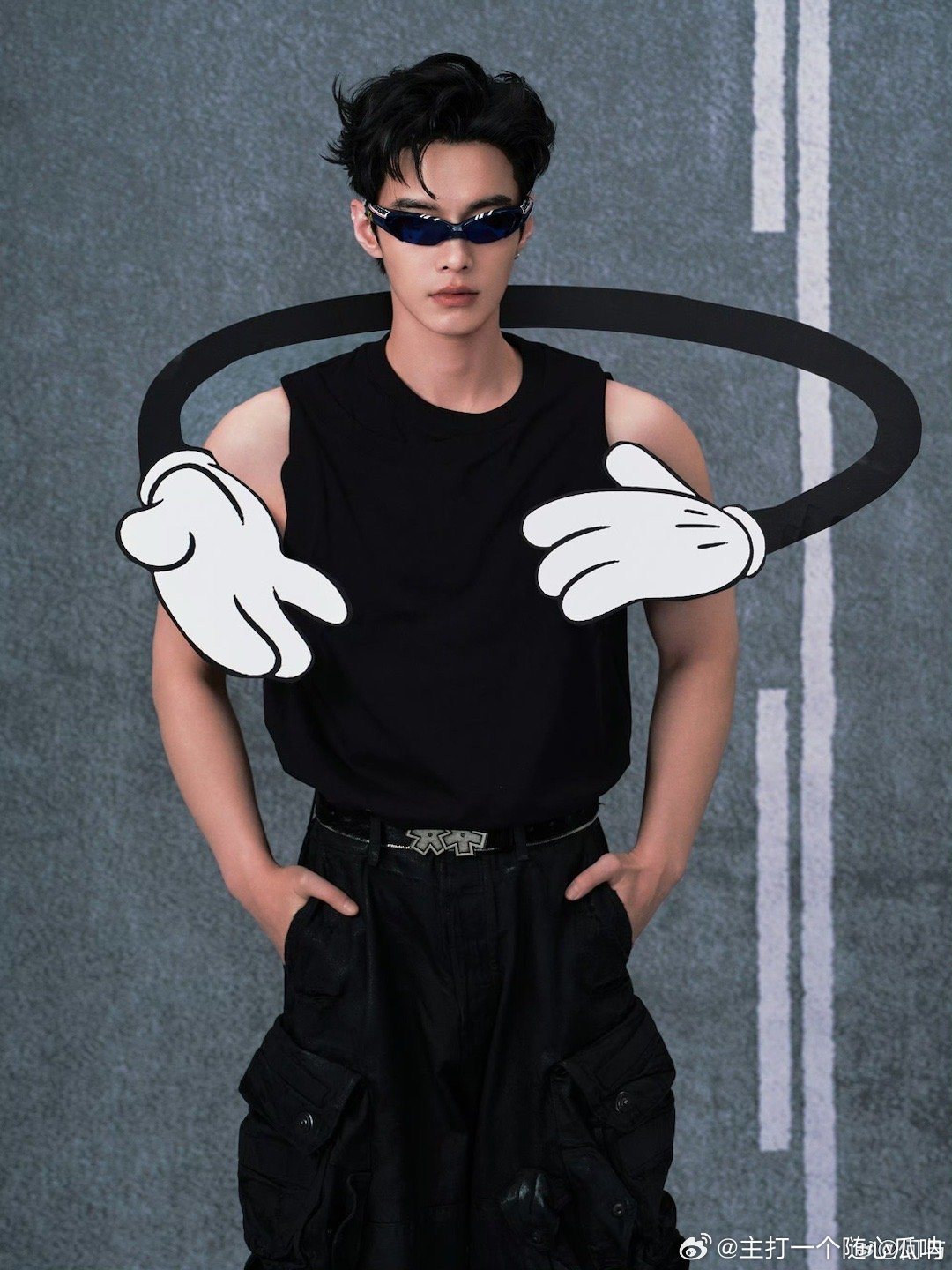 何与GM线下活动，今日份男模也是帅爆了🏎️🕶️✈️开心过周末！ 