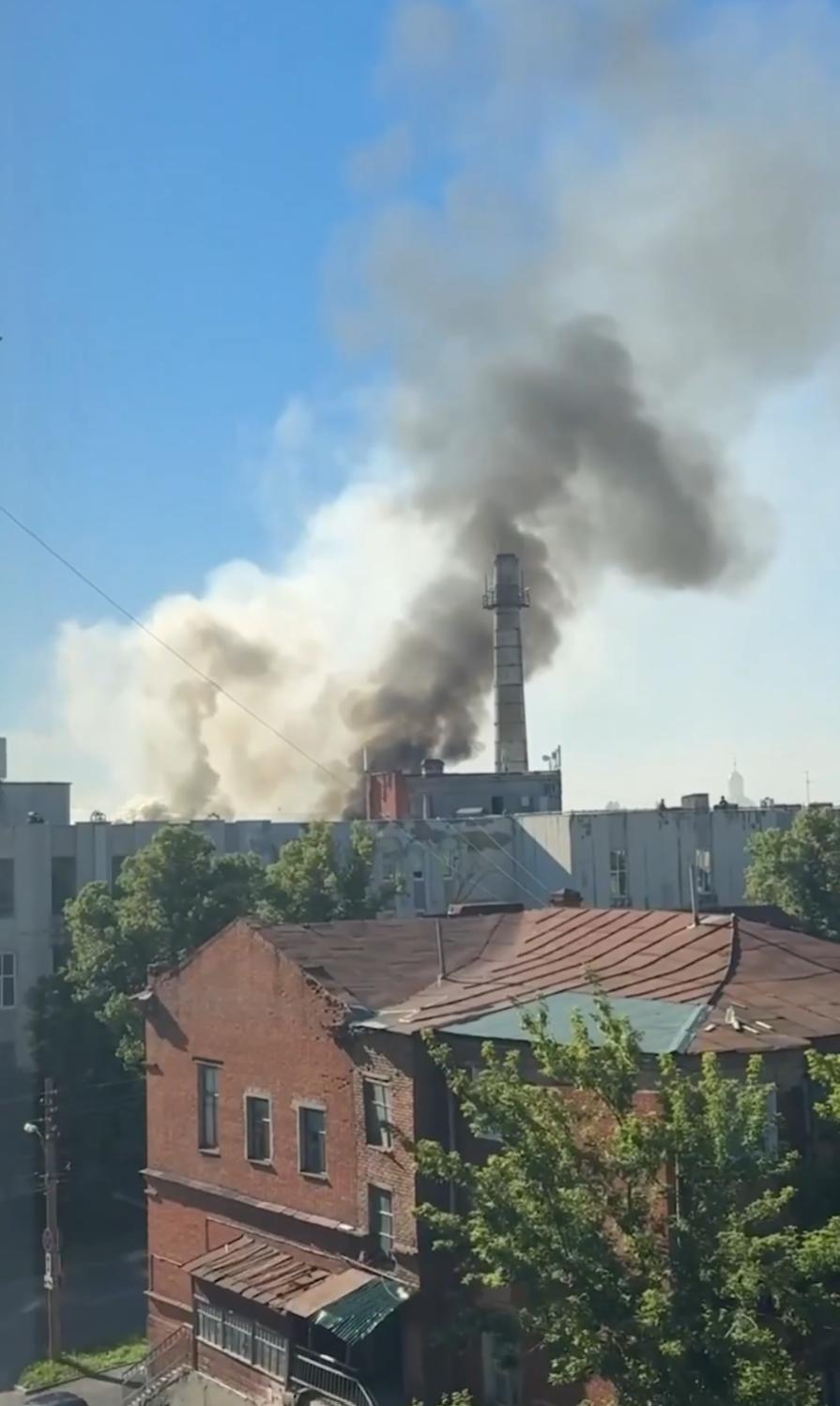 中国不是俄罗斯，中国压根就不用担心所谓的无人机进攻。中国是无人机的鼻祖，不管是技