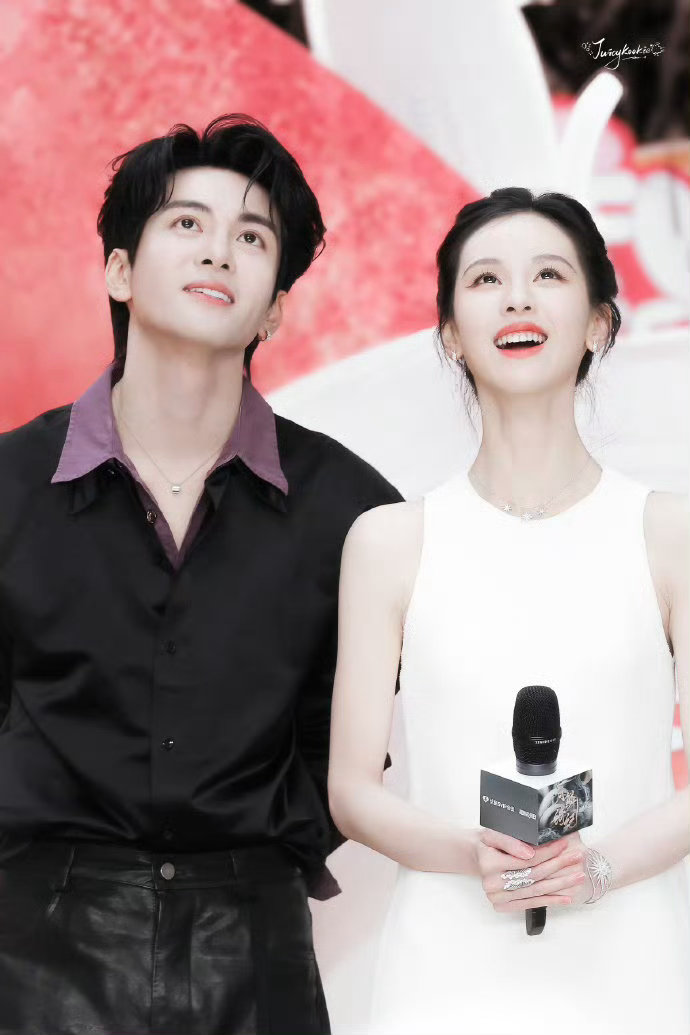 陈都灵的cp感美帝雾妄拾光 陈都灵的cp感，美帝雾妄拾光，咱就说嘟嘟一己之力占三