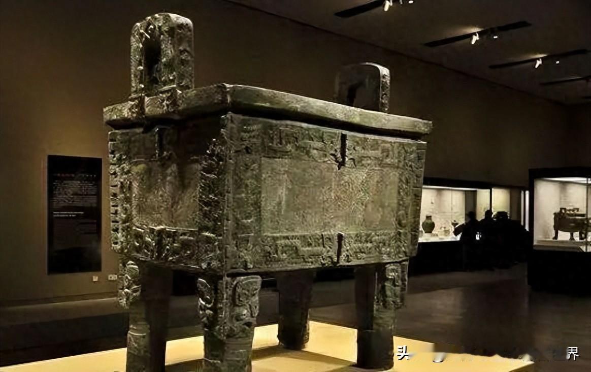 有人建议查查各地博物馆的文物真伪，担心被人赝品了。对于这个担心，我也是认可的。南