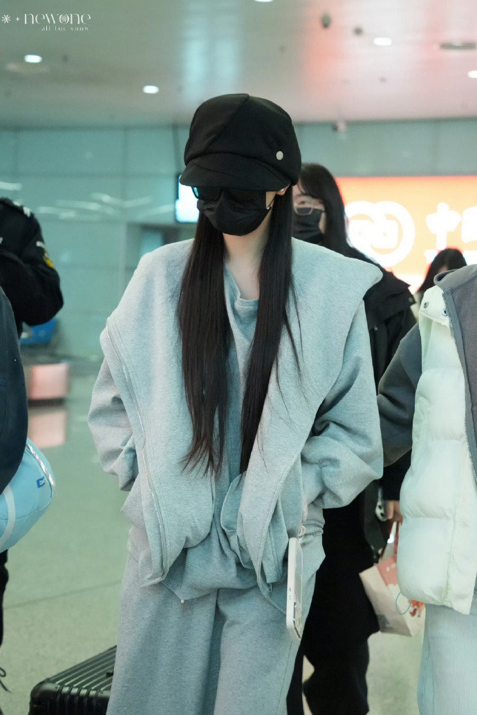 孔雪儿hi6路透孔雪儿录制你好星期六路透孔雪儿录制你好星期六路透来袭！状态在线颜