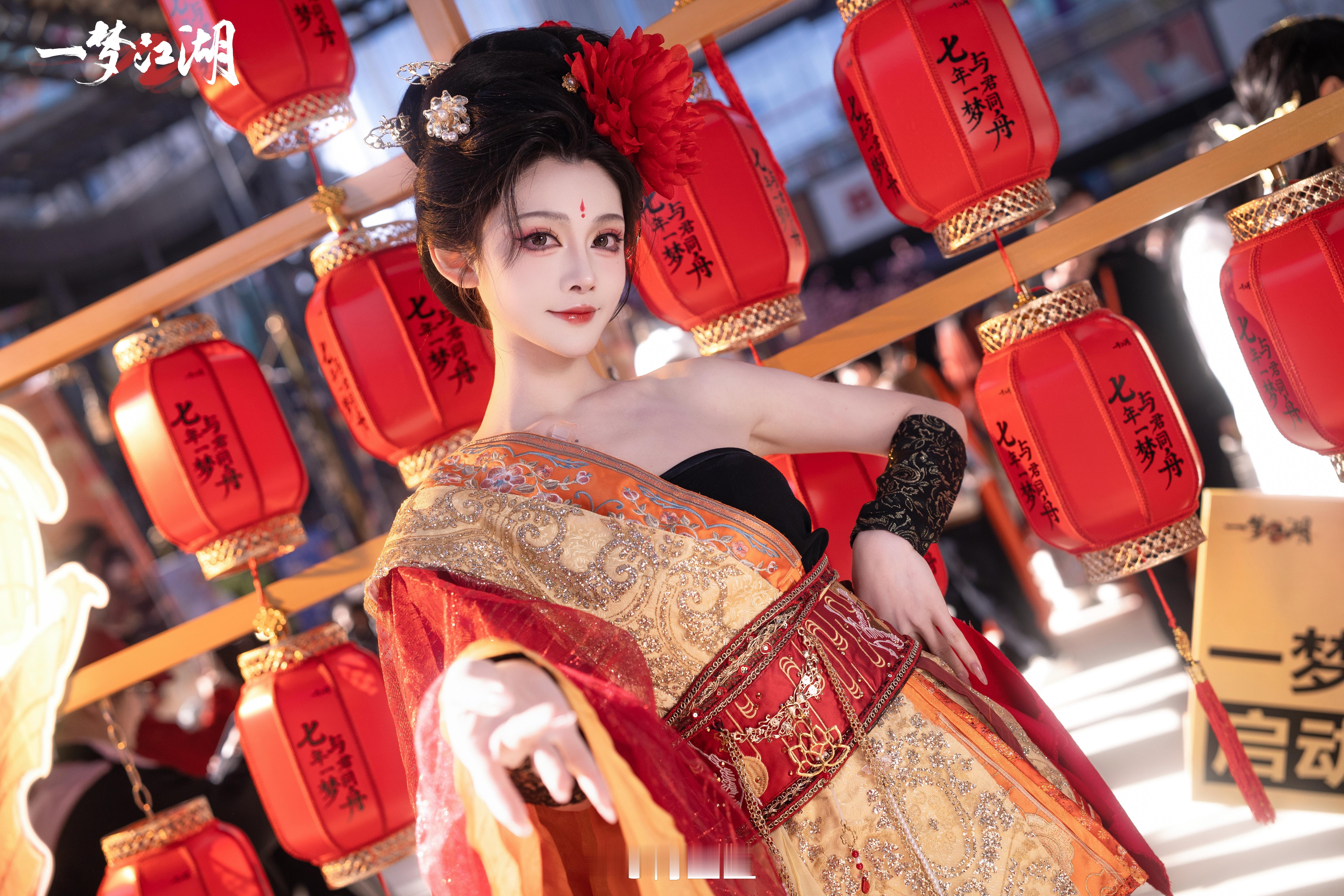 一梦江湖[超话]  一梦江湖七周年  染上一梦江湖的第七年  年轻时候的梁妈妈 