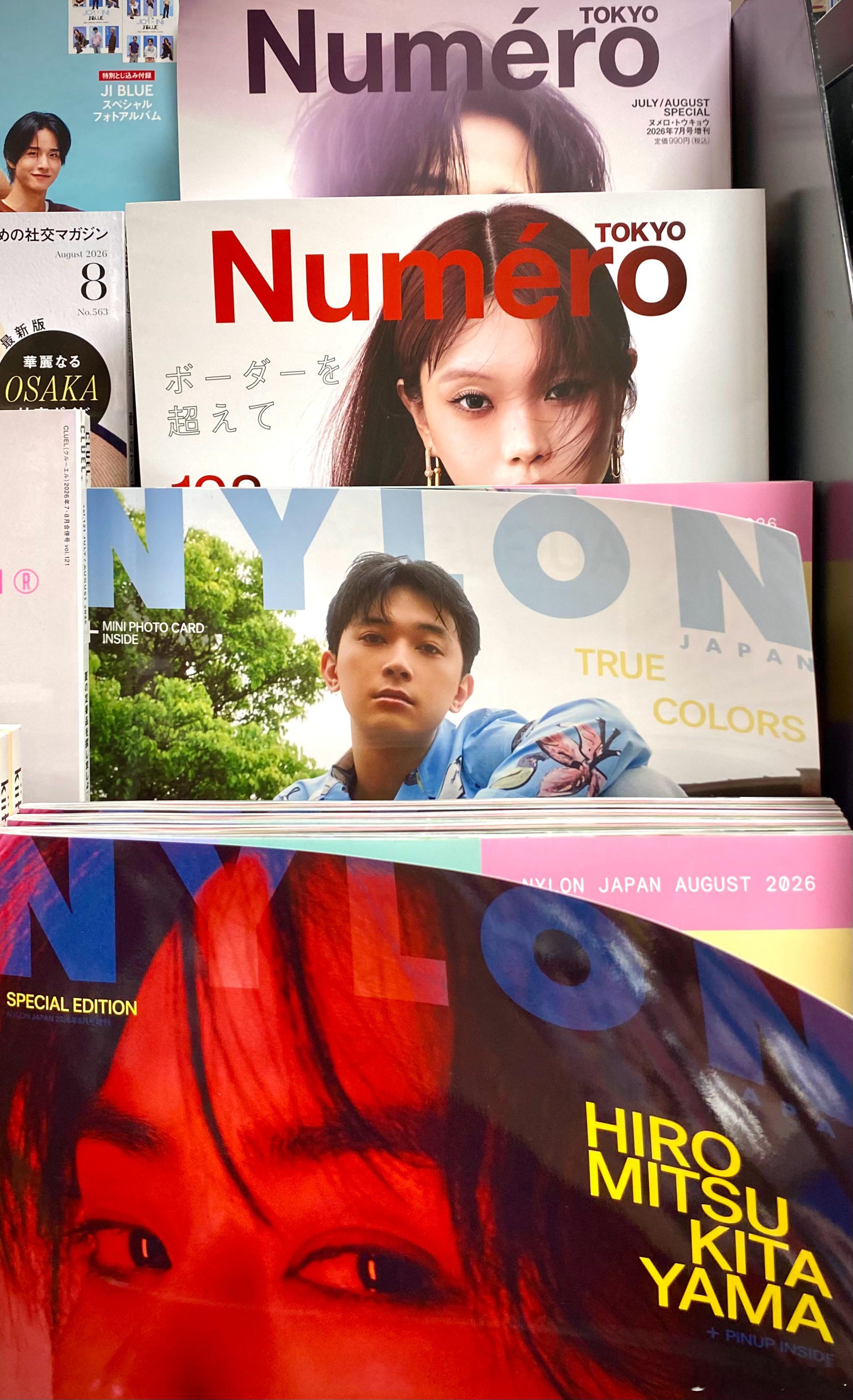 雖然每月都会自律閱讀百本以上的PDF電子雜誌！但還是會來書店里轉一圈～因為有些雜